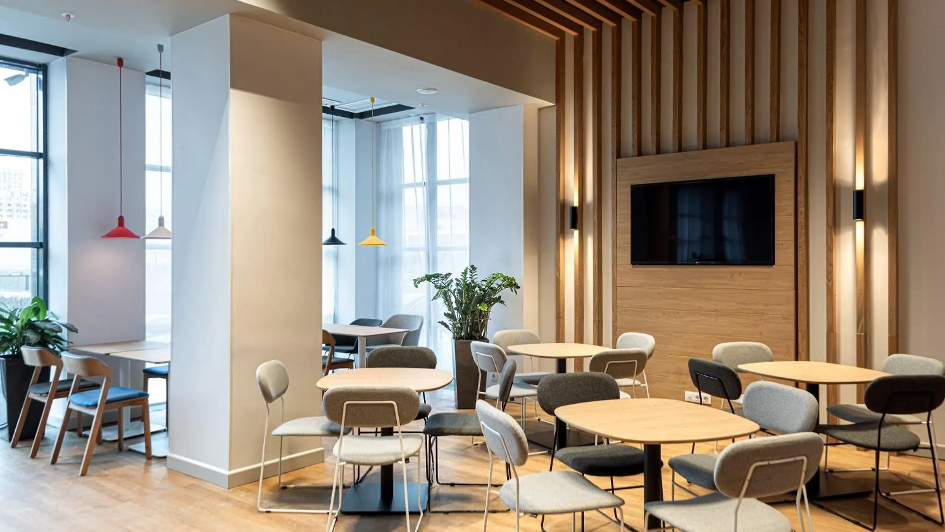 *** Отель Holiday Inn Express - Astana - Turan By Ihg Казахстан