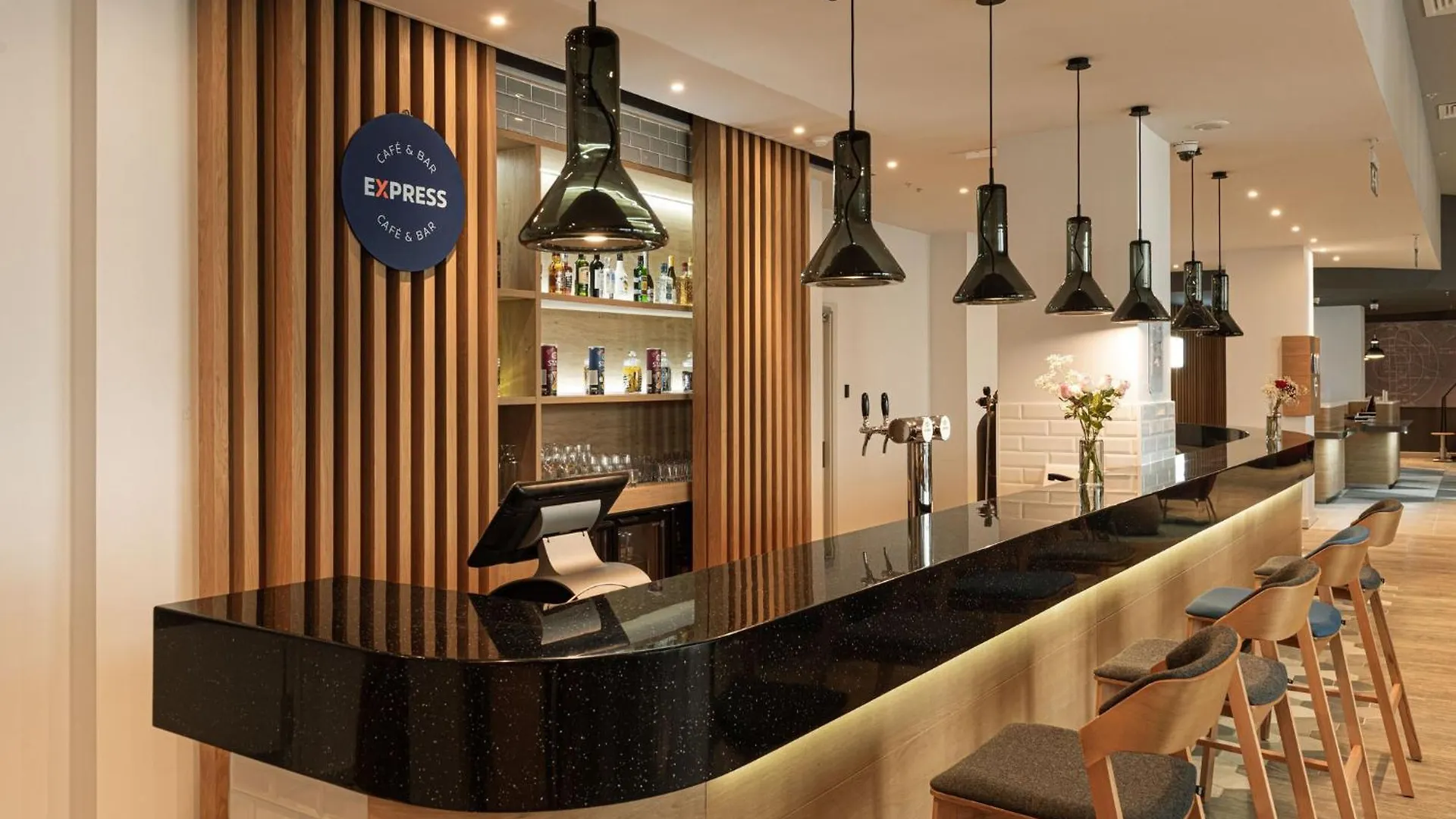 Holiday Inn Express - Astana - Turan By Ihg Отель