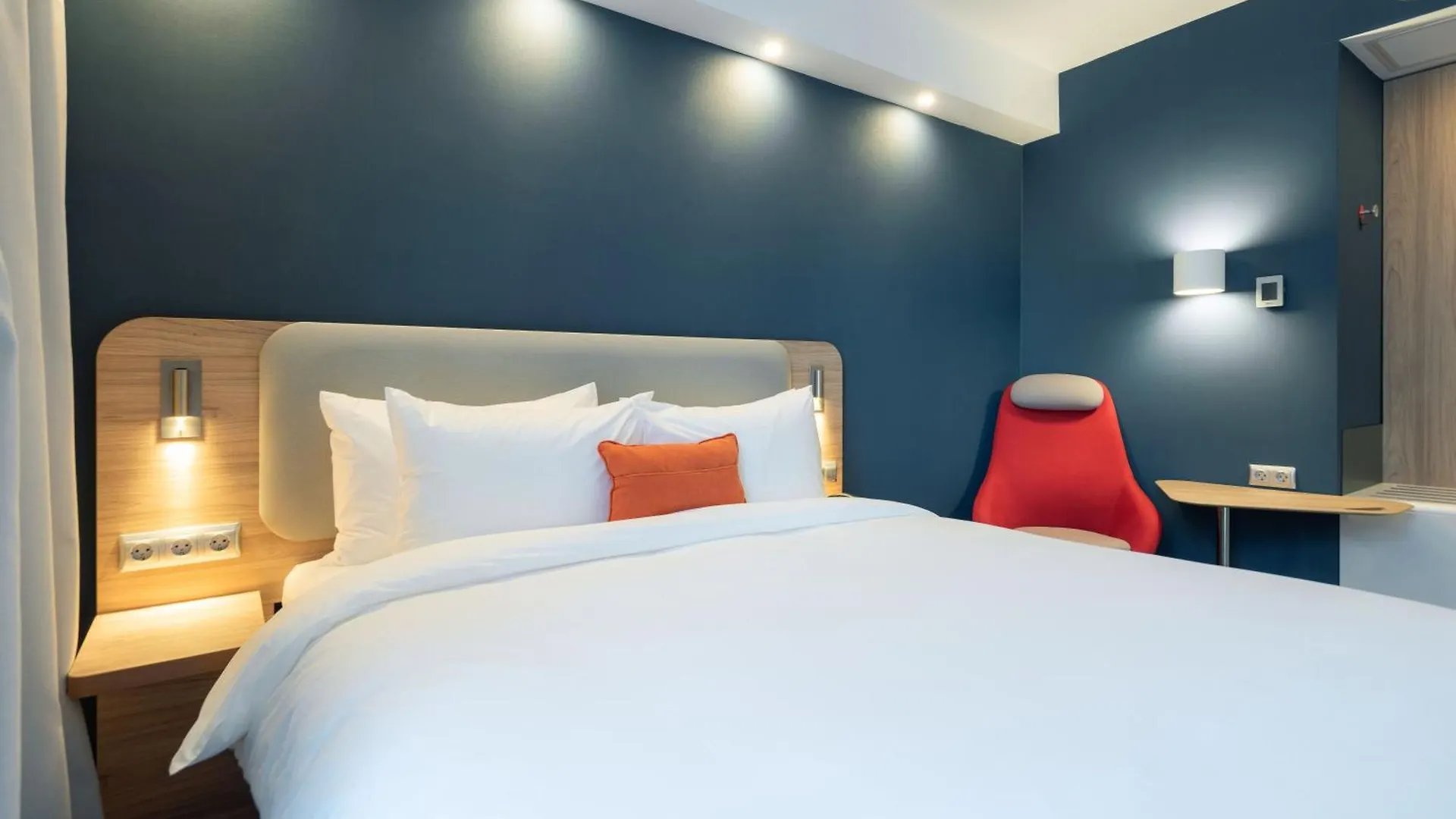 Holiday Inn Express - Astana - Turan By Ihg 3*, Астана Казахстан
